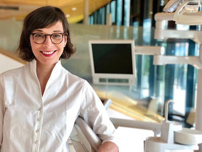 Zahnärztin Dr. Sabine Gousetis spezialistin für Endodontologie