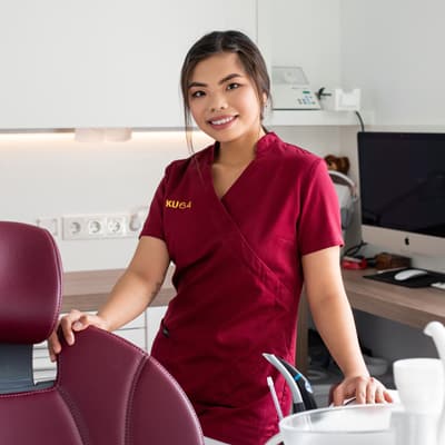 Huyen Nguyen-Dieu Zahnmedizinische Fachangestellte