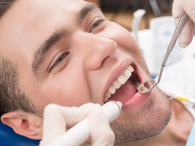 Zahnbeschwerden Zahnwurzelentzündung Behandlung