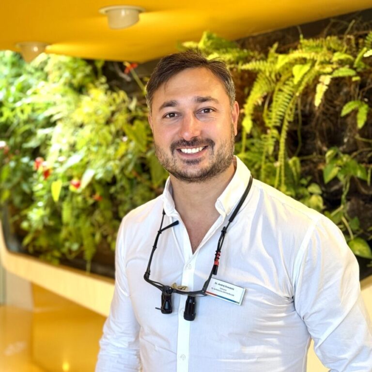 Dr. Andrej Knezevic Zahnarzt für restaurative und prosthetische Zahnheilkunde