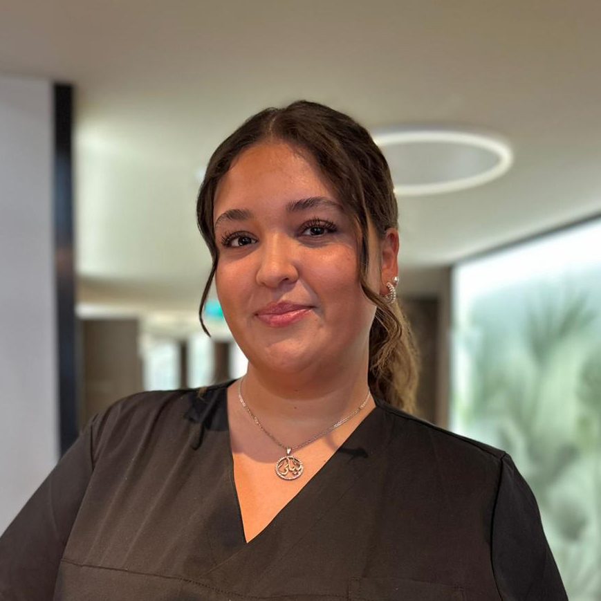 Prophylaxe-Leila-Hamdan-HVP-Portrait-KU64